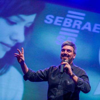 o palestrante Jaques Grinberg, durante o evento "Inove Para Ganhar Mais Venda no Mundo Digital", voltado para empresários e empreendedores que querem aperfeiçoar ferramentas de vendas e de relacionamento com seu cliente no mundo digital.  Data: 31/01/19. Local: São Paulo, SP. Foto: Ricardo Matsukawa / Ricardo Yoithi Matsukawa-ME / Sebrae-SP.